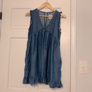 A easy to slip on dress with pockets!